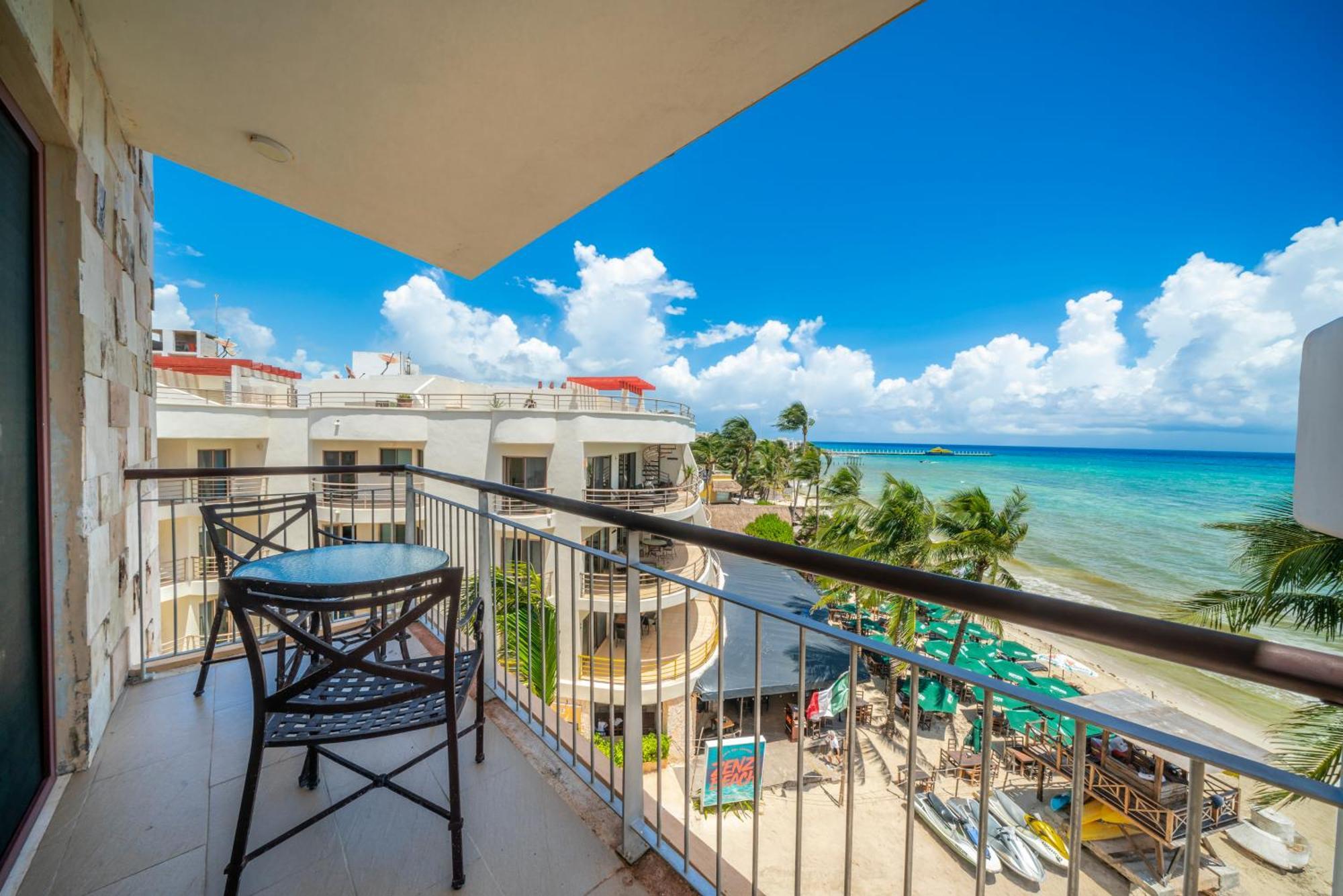 Beachfront 1 Bedroom Condo - El Faro, Surf 407 Playa del Carmen Bagian luar foto
